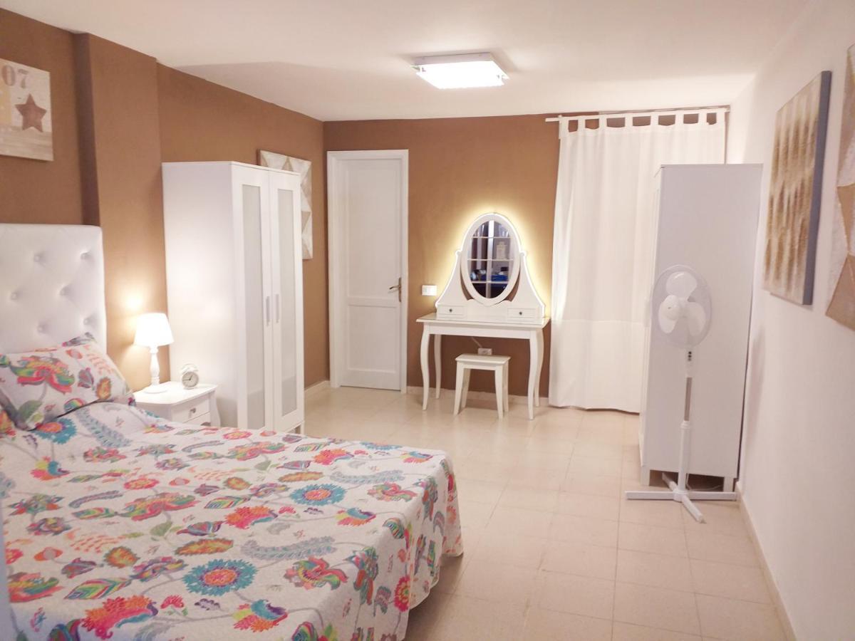 Apartamento Tristana Daire Vecindario  Dış mekan fotoğraf